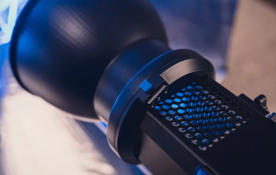 Lampa LED Newell RGB Pravaha